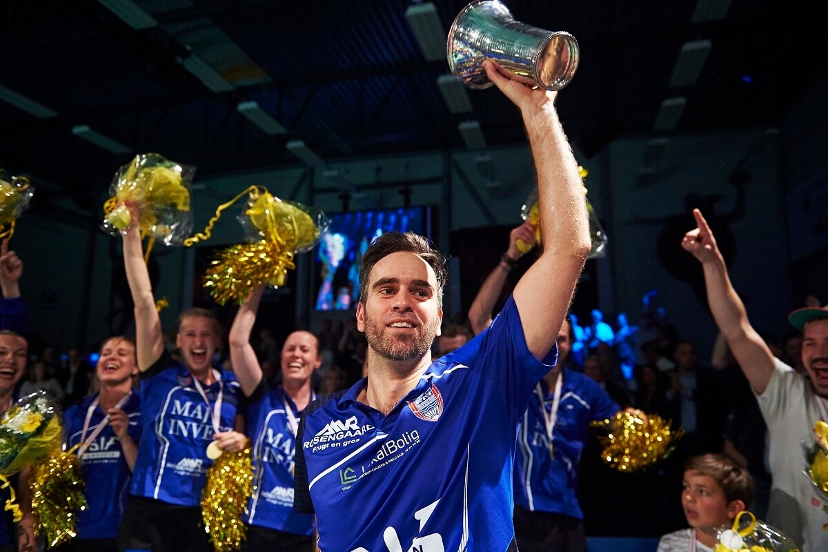 Frederiksberg Hallerne - Final 4 - Ligafinalen - Badmintonliga - Skovshoved - Joachim Fischer - Pokal - Titel - Glæde - Lars Rønbøg - Oplevelse