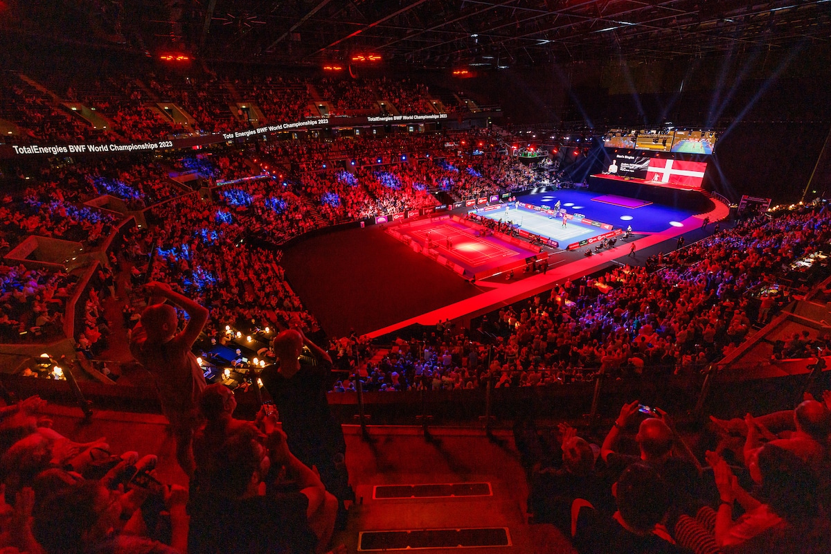 Hal - Arena - publikum - tilskuer - tilskuere - glæde - fællesskab - oplevelse - Royal Arena - setup - event - Allan Høgholm - Badminton Danmark