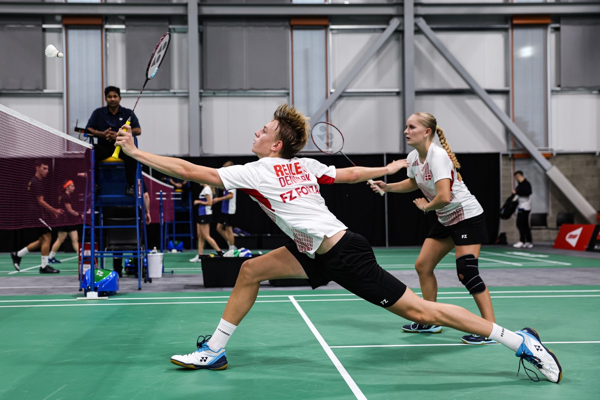 Amanda Aarrebo Petersen og Otto Reiler i aktion mod Tahiti. Foto: Badmintonphoto